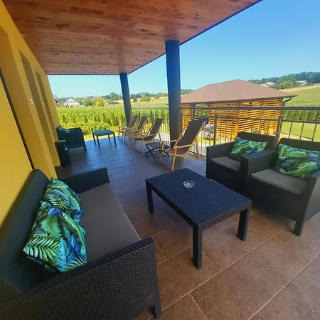 Ojcowski Séjour à la ferme Bialy Kosciol (Lesser Poland)